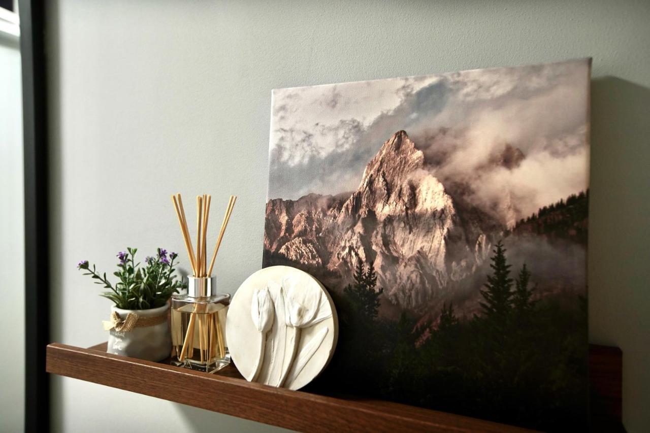 Aparts Apartment *